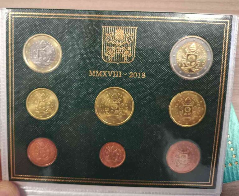 Официален евро сет Ватикана 2018 г. (1 цент – 2 евро) BU